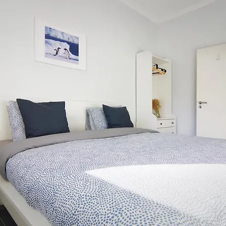 Casa Emon New Mordern Homestay Cascais