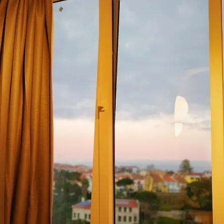 Homestay Casa Emon New Mordern Cascais